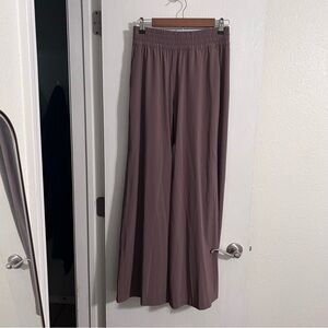 Vuori Villa Wideleg Pant